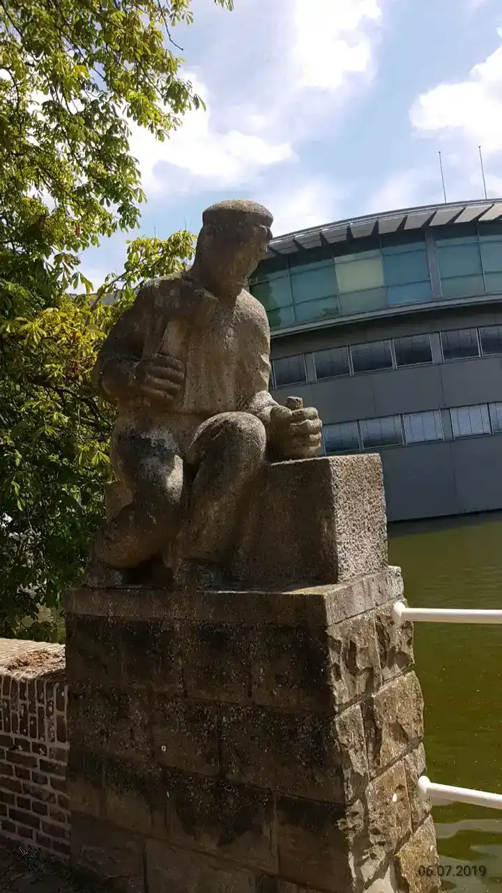 41